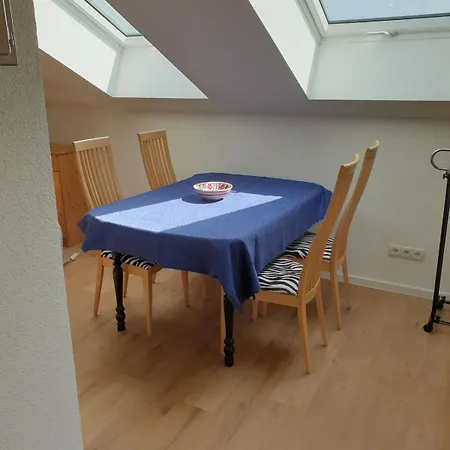 Ruhige Dachgeschosswohnung Mit Kleiner Sauna, Balkon, Aussicht * Muellenbach